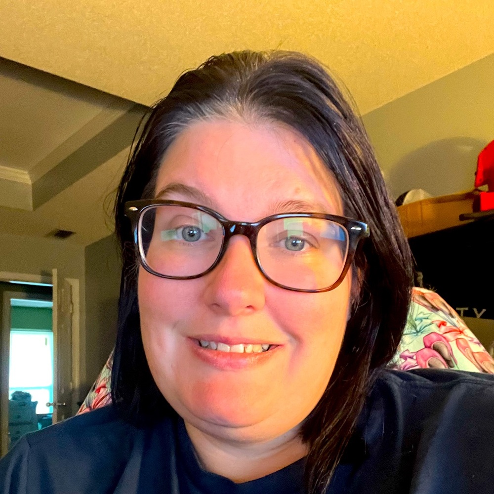 Meet your Posher, Amanda